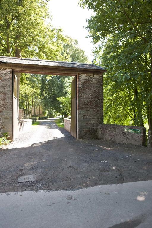 Lozerkasteel Hotel Kruishoutem Exterior photo